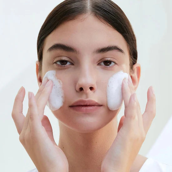 Centella Tone Brightening Cleansing Gel Foam 125ml‏